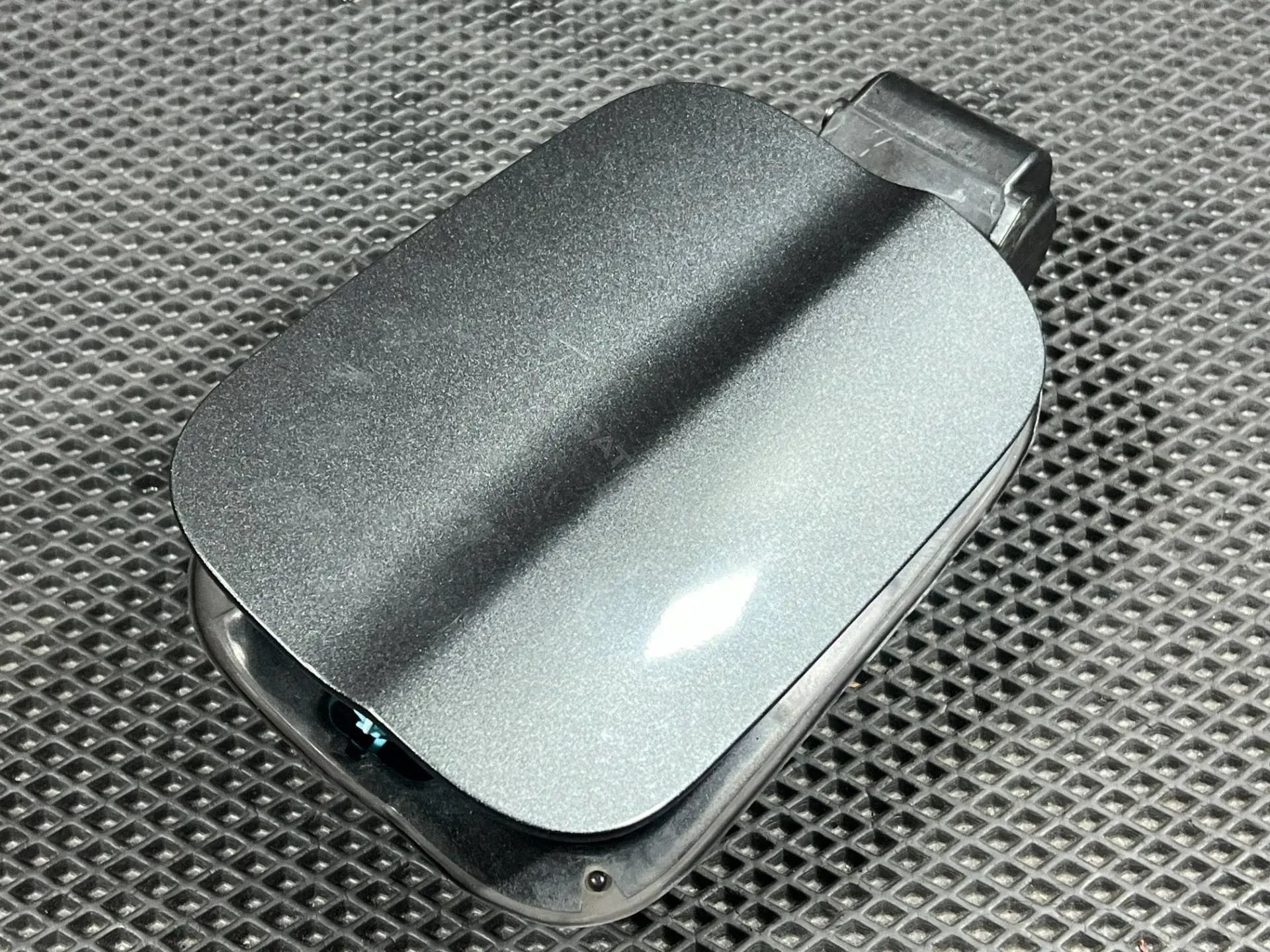 Крышка лючка топливного бака 81595-G9000, 81595-G9010