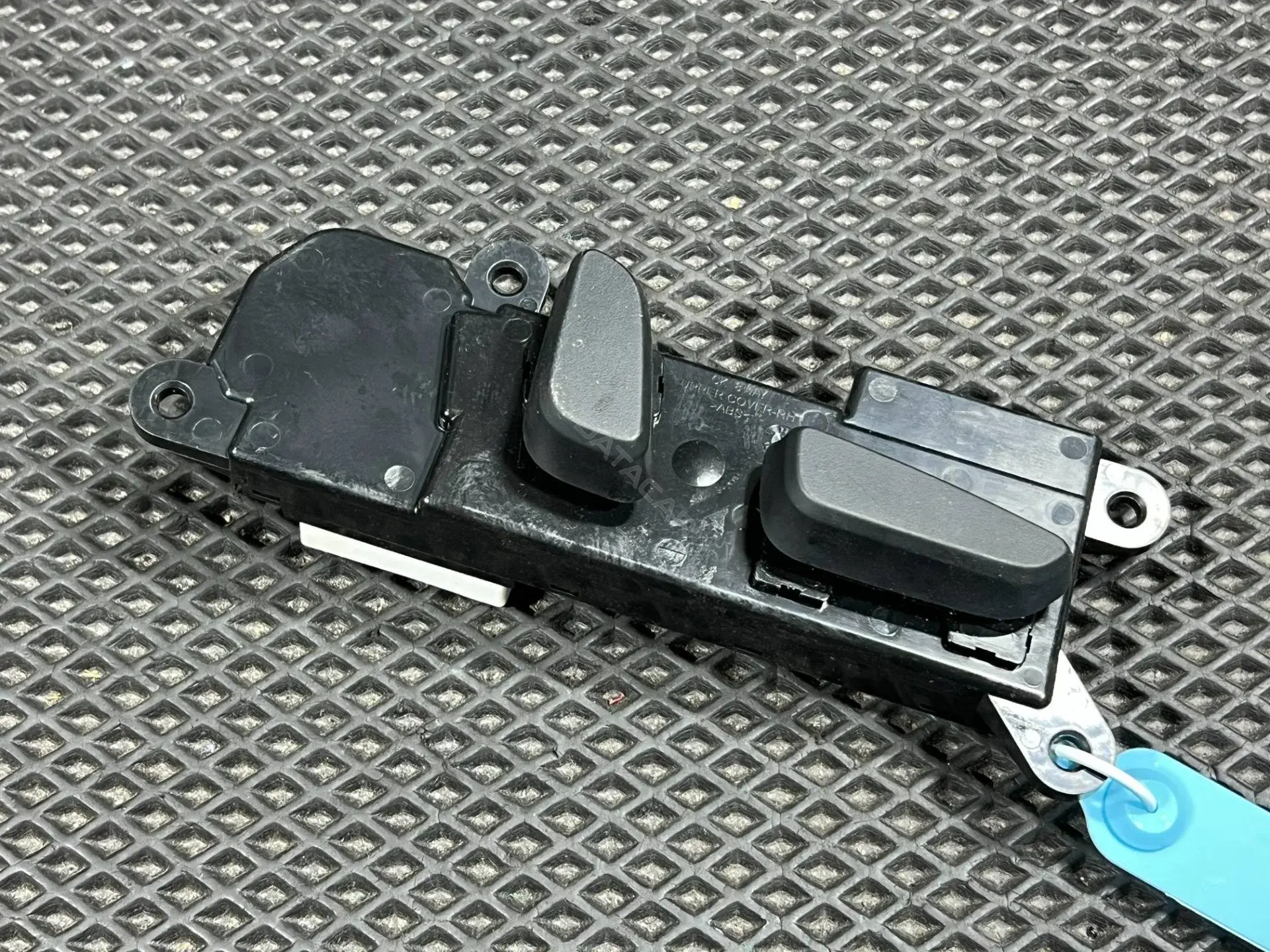 Ручка регулировки спинки сидения 88270G9120NNB, 88640-G9000