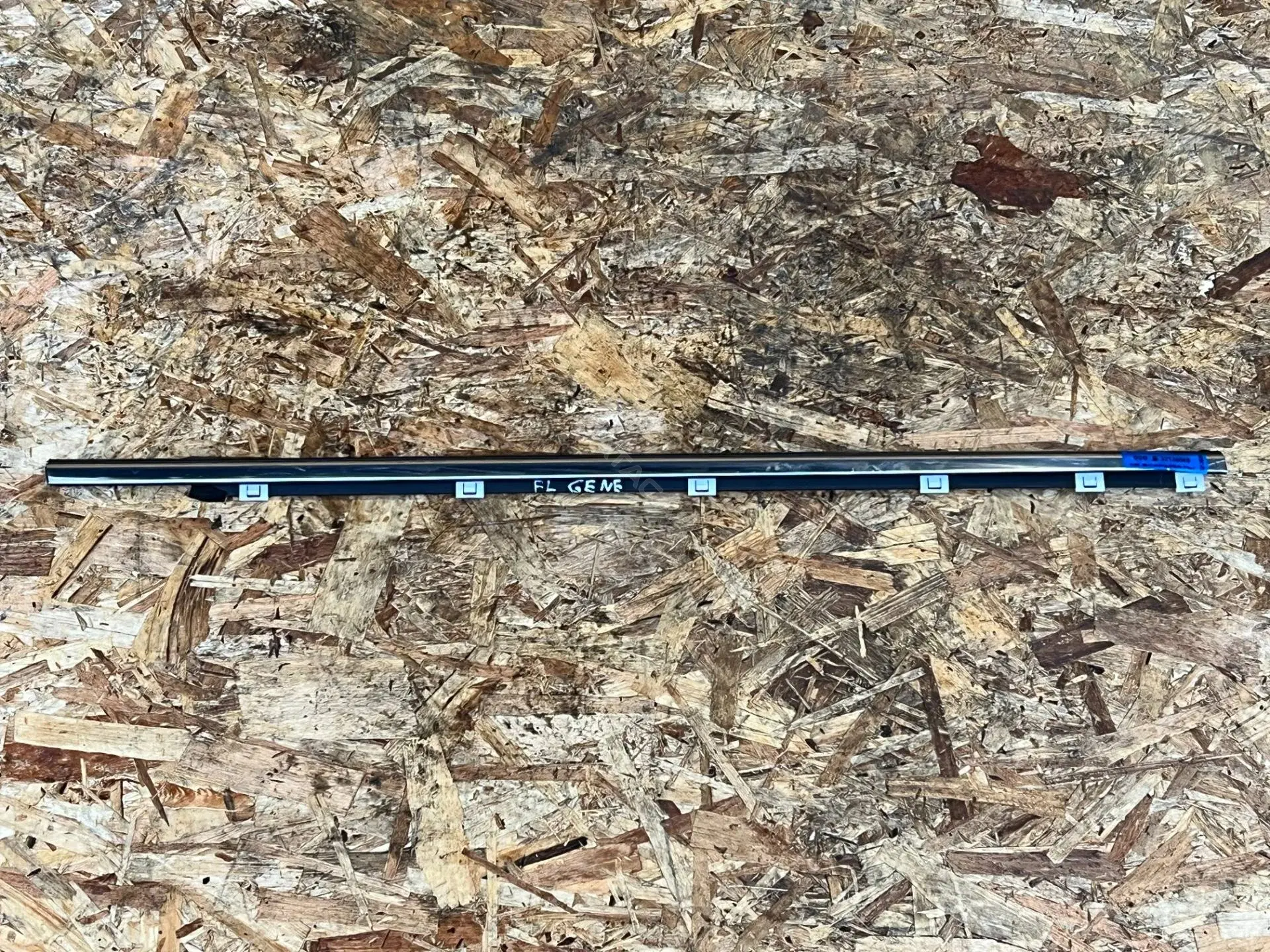 Молдинг двери 82210-G9000