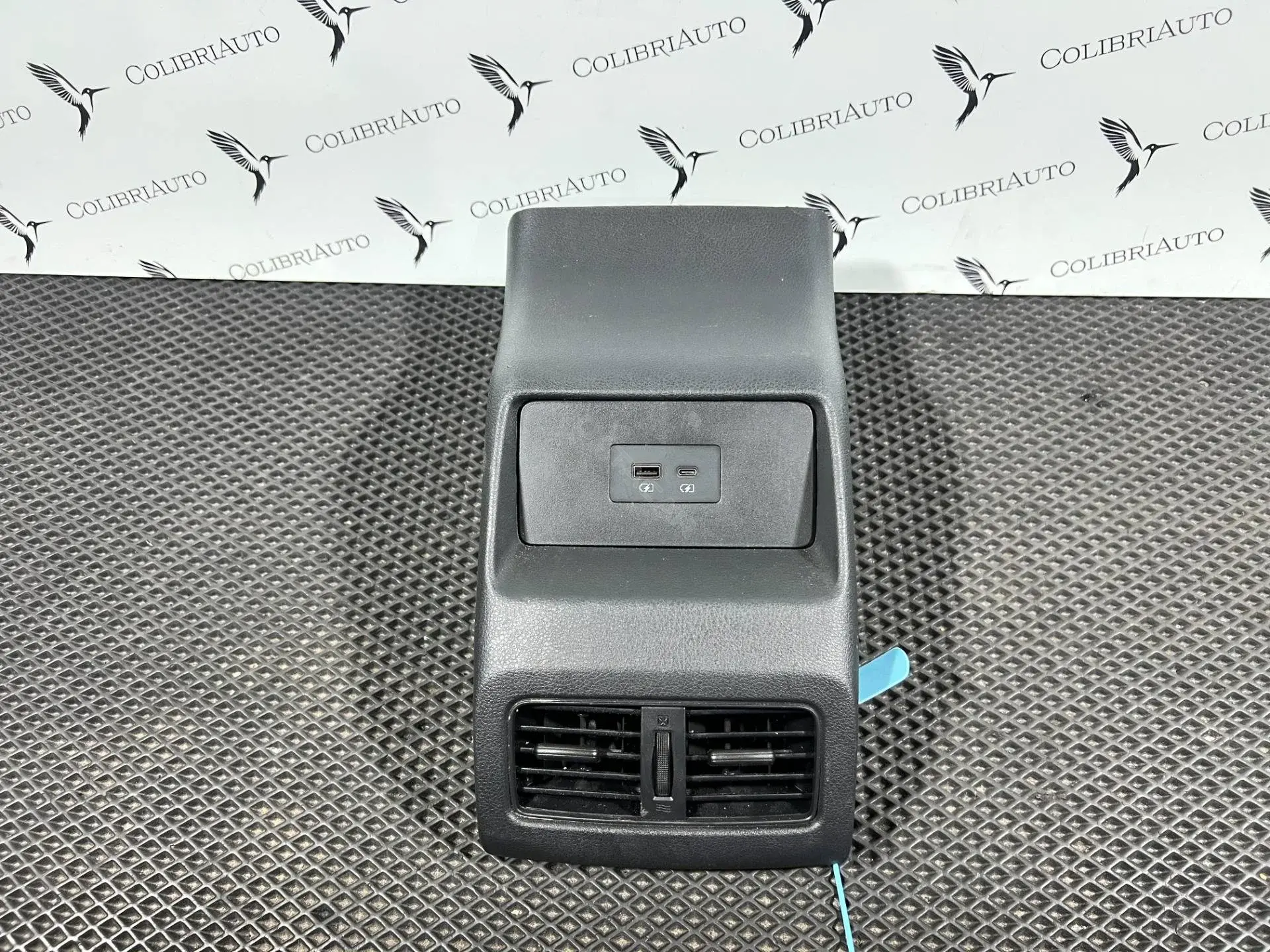 Дефлектор обдува салона 253316UA0, 969306RR0A, 969306RR1A
