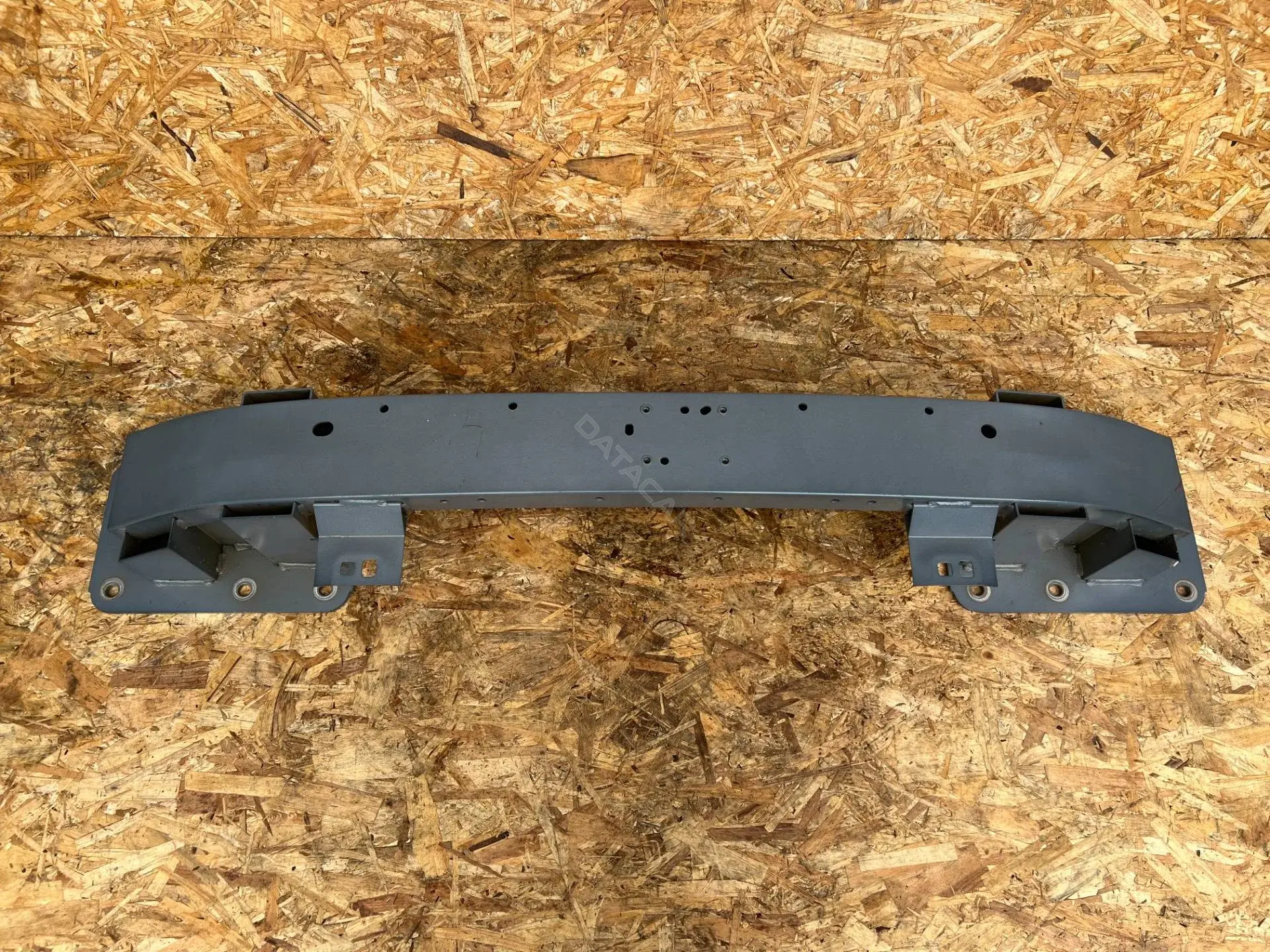 Усилитель бампера LJ9Z17757D