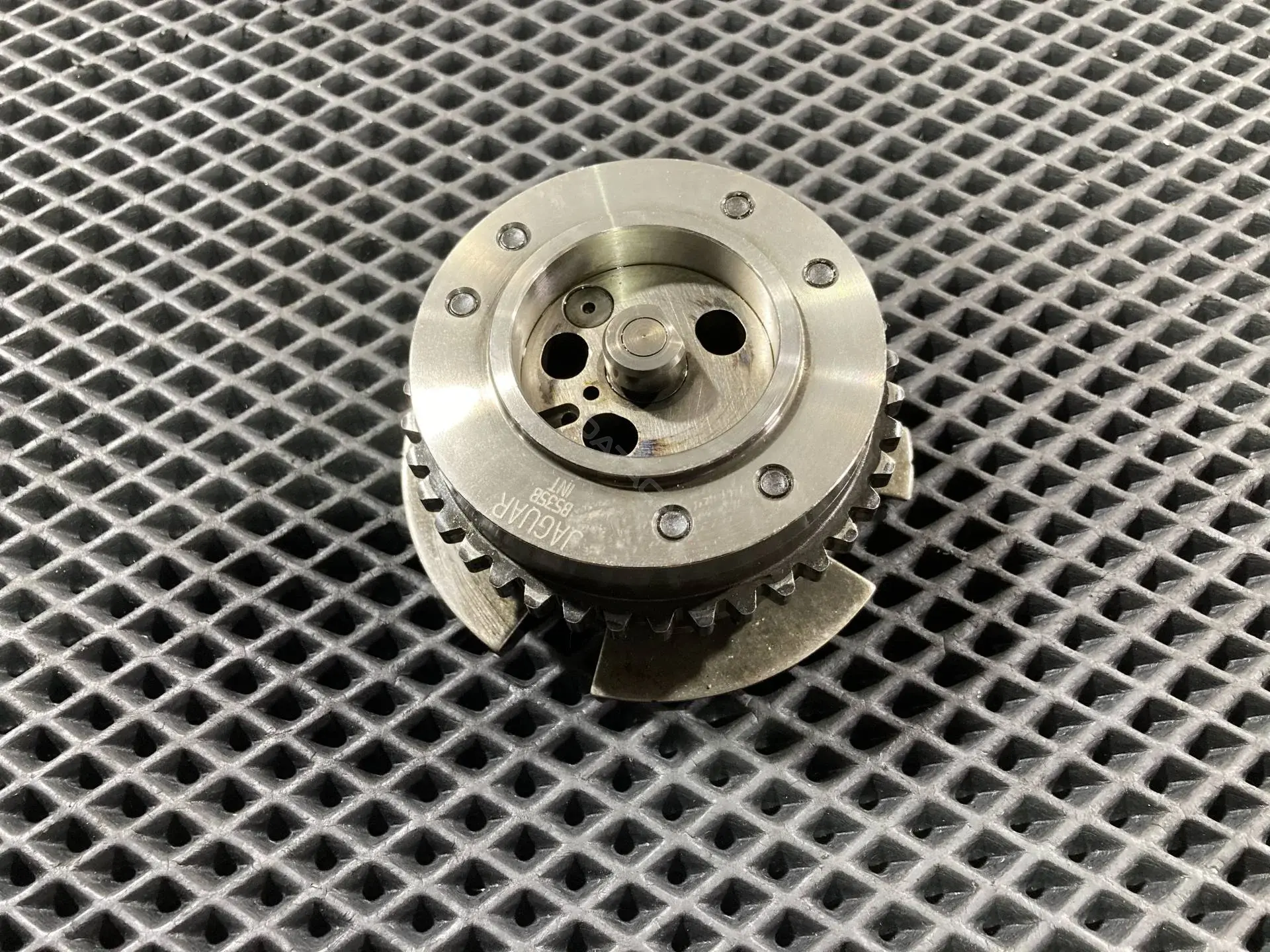 Шестерня распредвала C2Z30680, DX236M288AC, LR035549