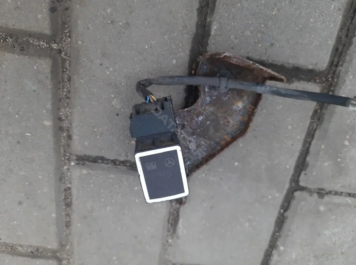Кран уровня подвески 0105427717A0105427717, A0105427717N2