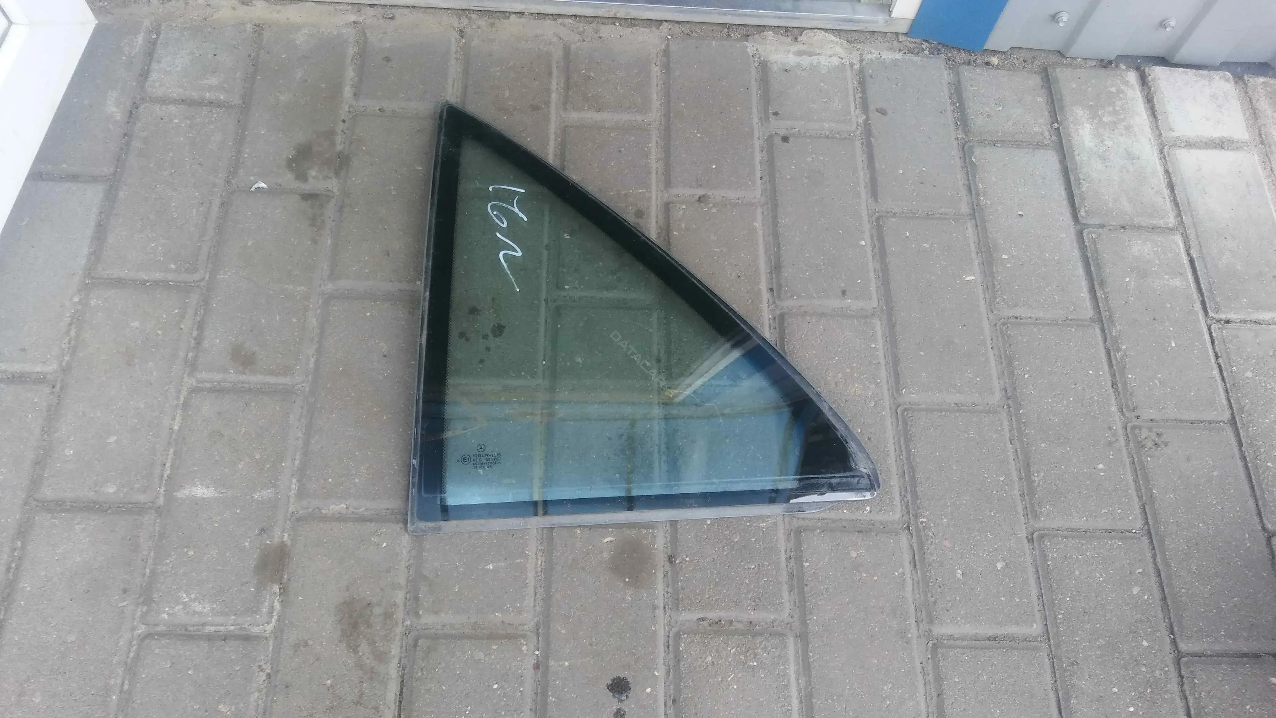 Форточка задняя левая A1407302120, A1407302320, A140730ZL1