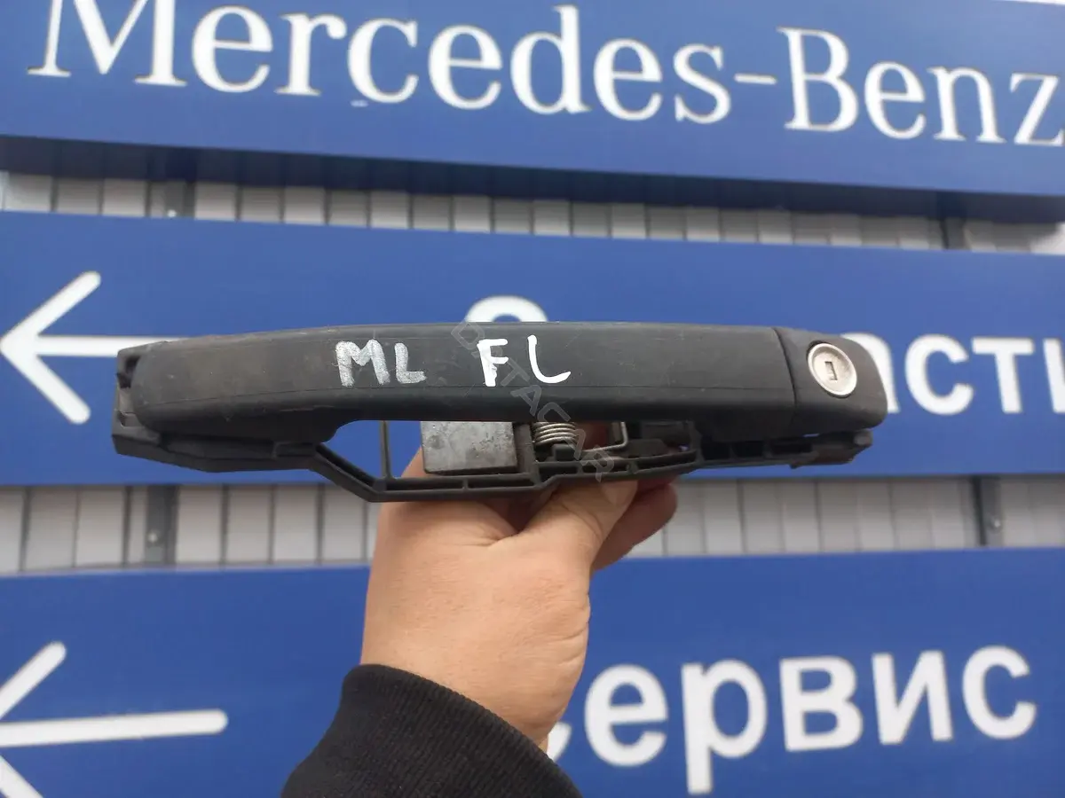 Ручка двери A1637600034, A1637600334, A1637600334FL
