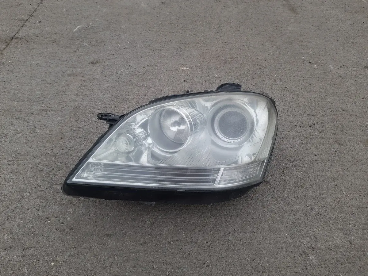 Фары 1648701726, A0028202526, A1648200961