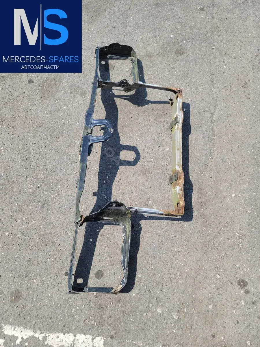 Панель передняя A2026201072, A2026201834, A2026201834N3