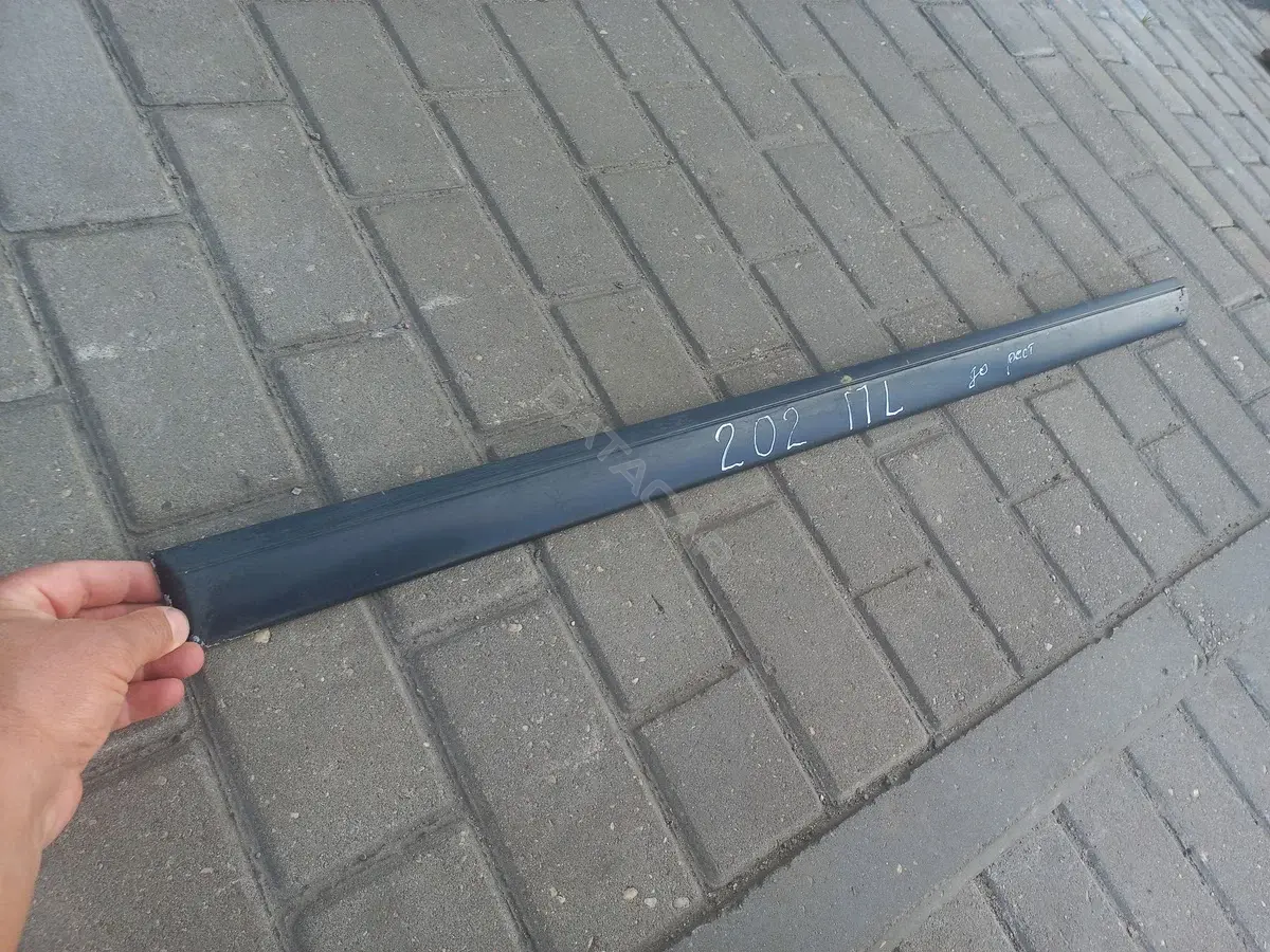 Молдинг двери 2026900362, A2026900362