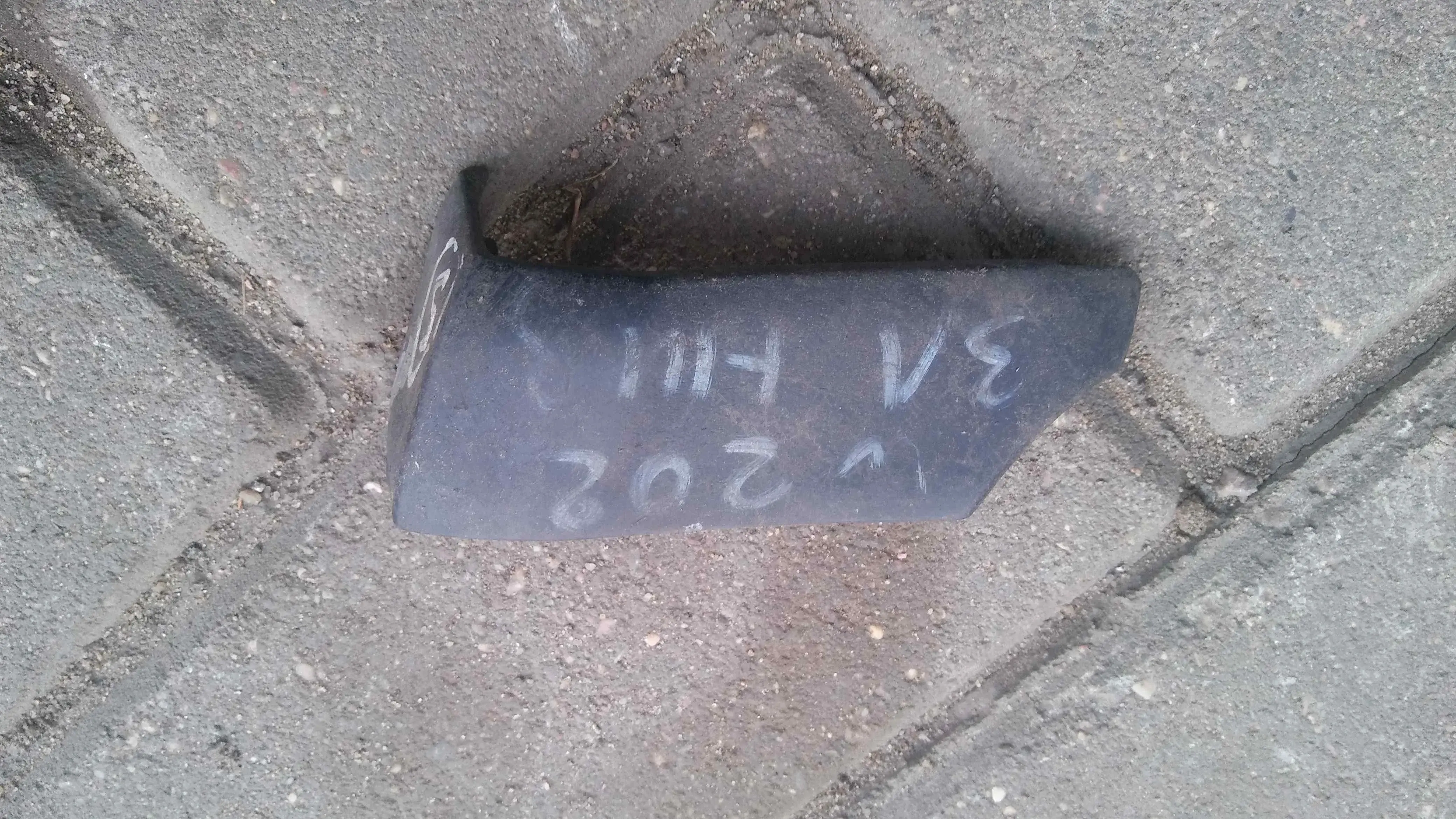 Молдинг крыла A2026902162