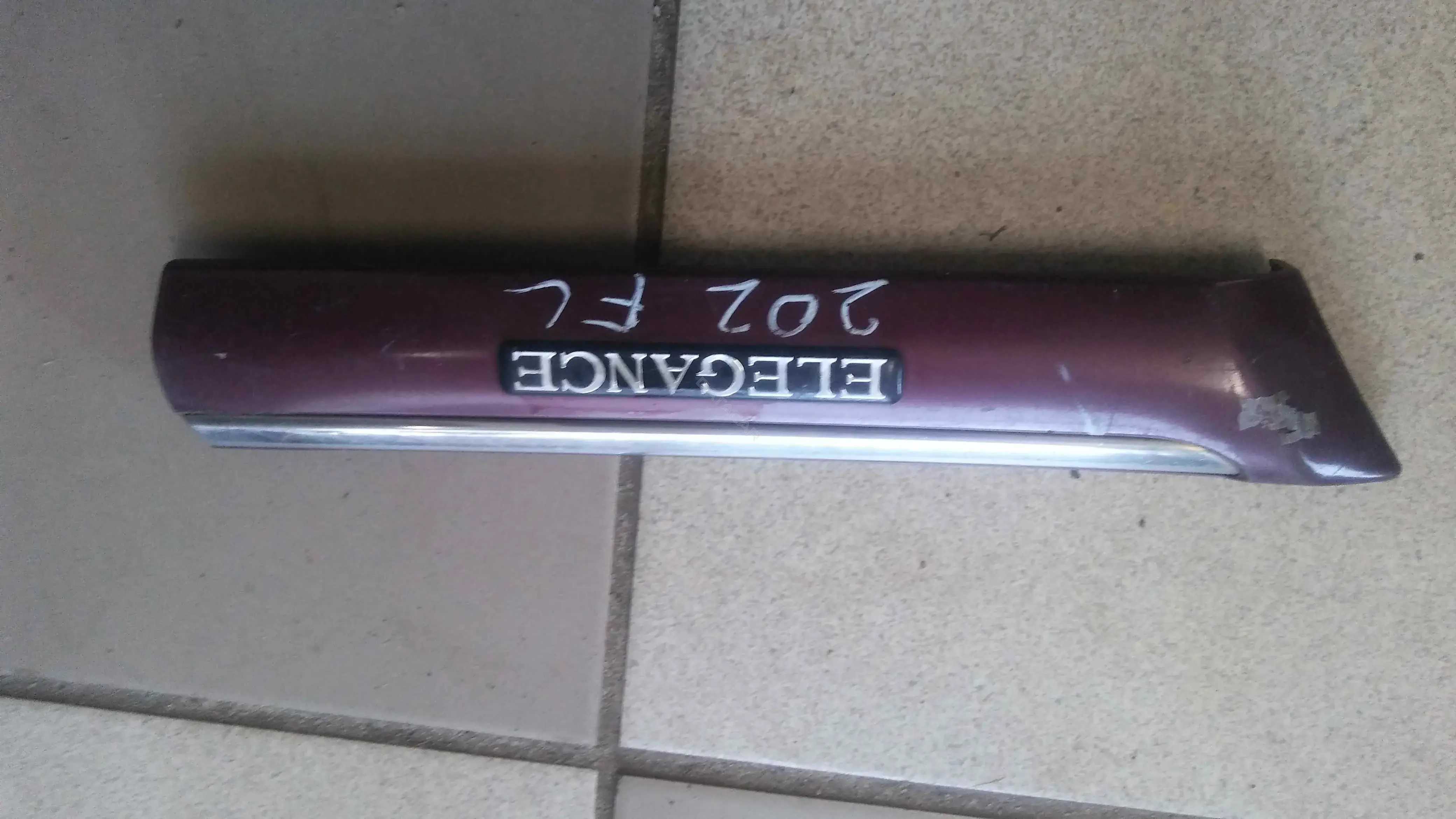 Молдинг крыла A2026909162