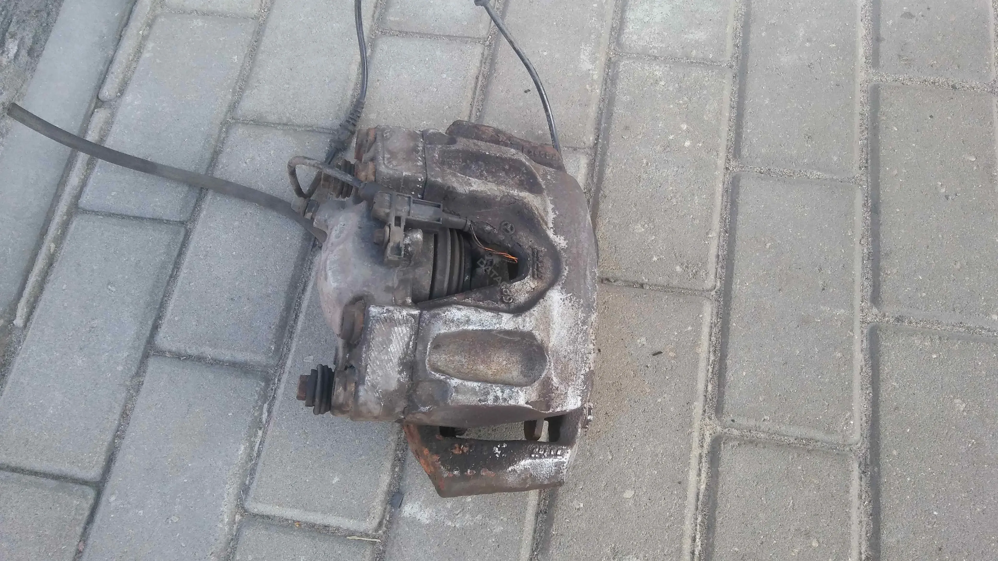 Суппорт тормозной 218, 402396, A0009934607