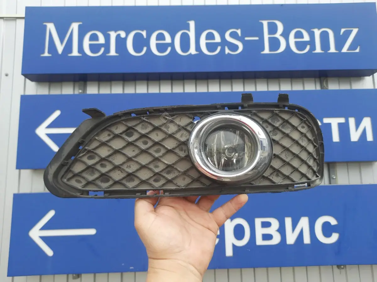Рамка фары противотуманной 2128850323, 2518200756, A2128850323