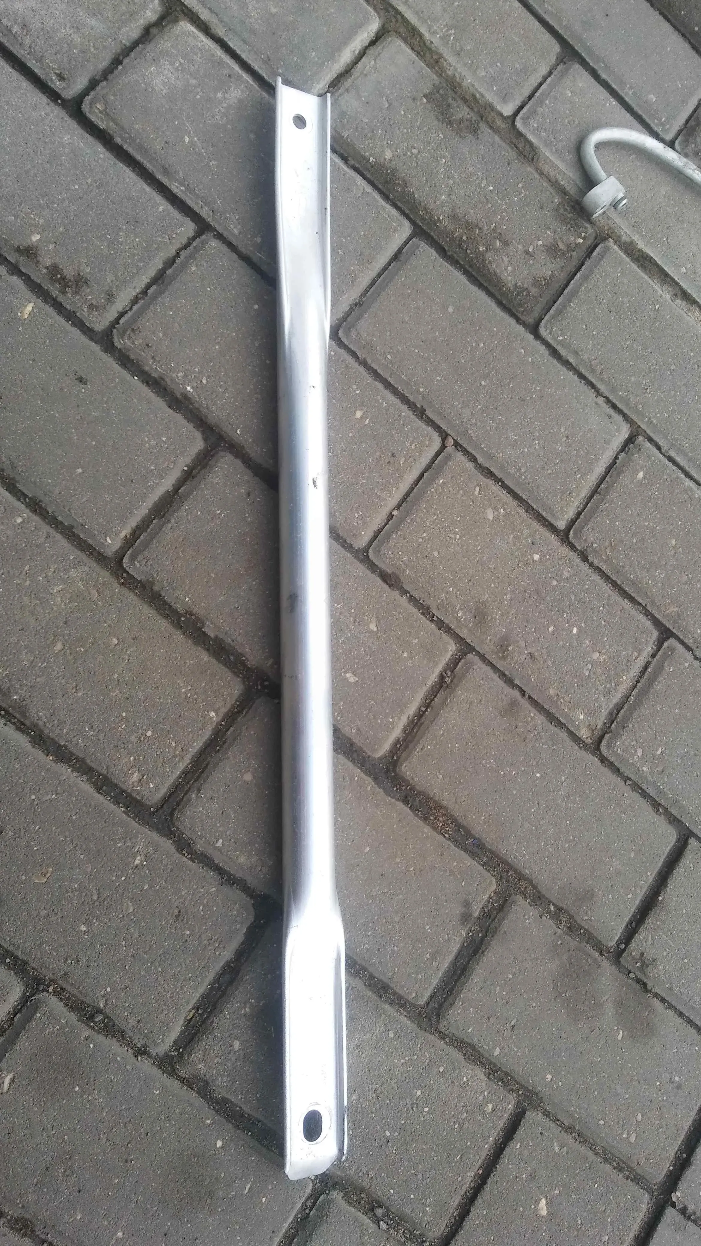 Распорка стоек A2136280000
