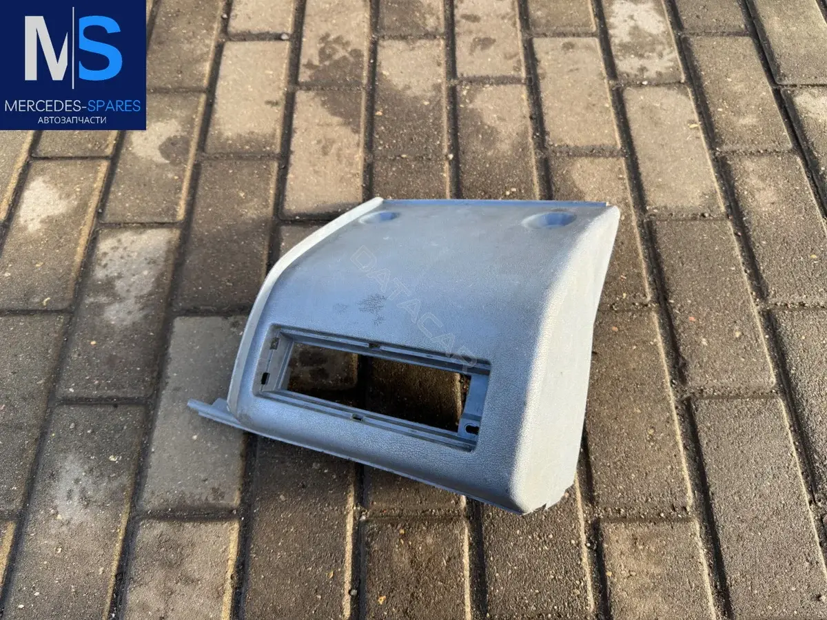 Пластик салона 9016890006, A9016890006